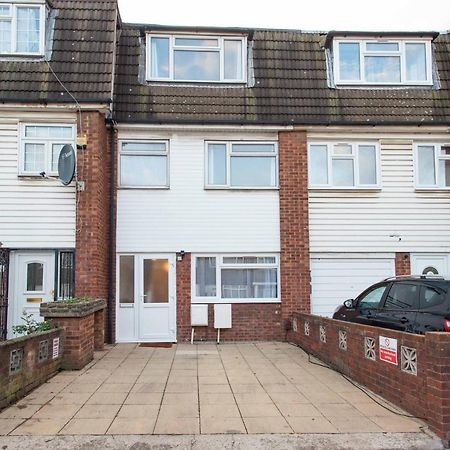 Stunning Four Bedroom House Close To Excel, O2 & Central London With Free Parking Екстериор снимка